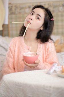 韩国《奇怪的美发沙龙》